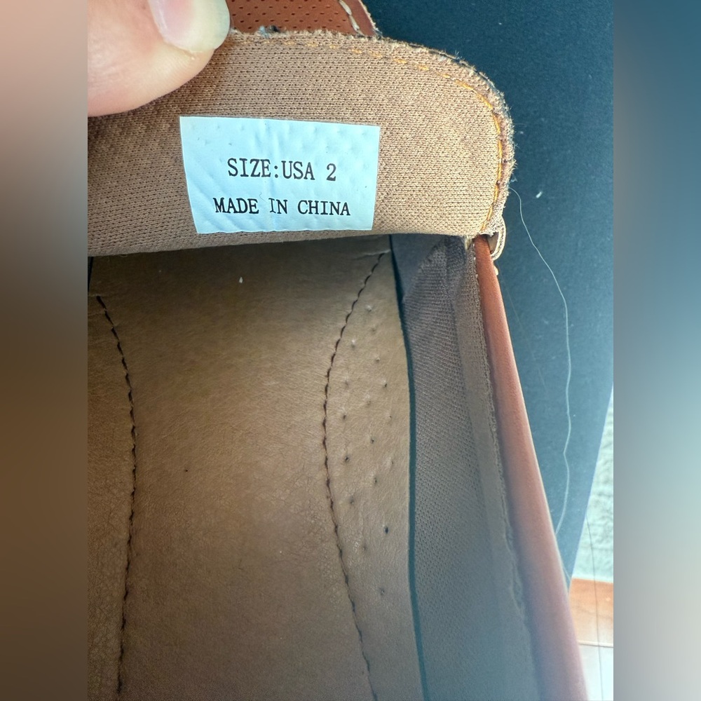 Boys Brown Loafers Size 2 - Picture 4 of 4